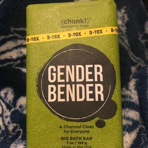 Perfectly posh gender bender chunk
